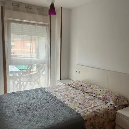 Piso Cerca De La Playa, Dos Habitaciones, Piscina Y Terraza * San Ciprián